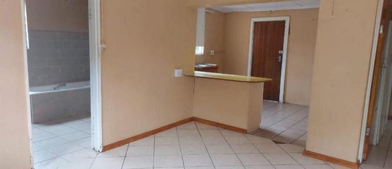 To Let 2 Bedroom Property for Rent in Kingswood Eastern Cape